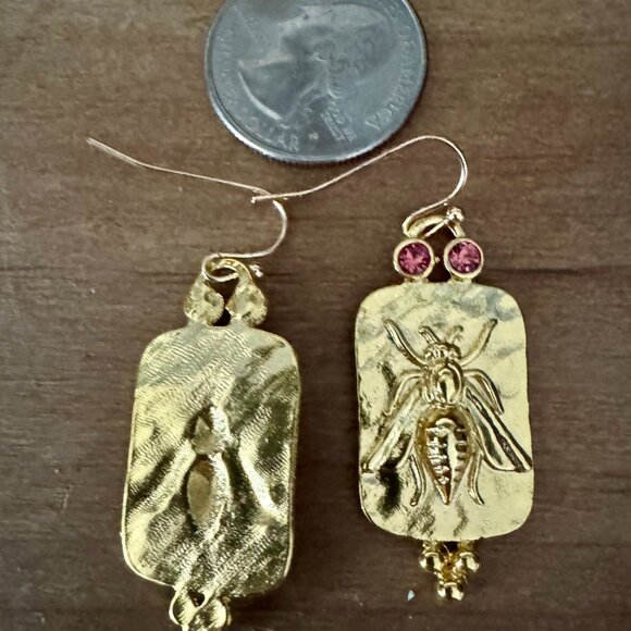 Cute Gold Plated Dangle Bee Earrings - Picture 2 of 4